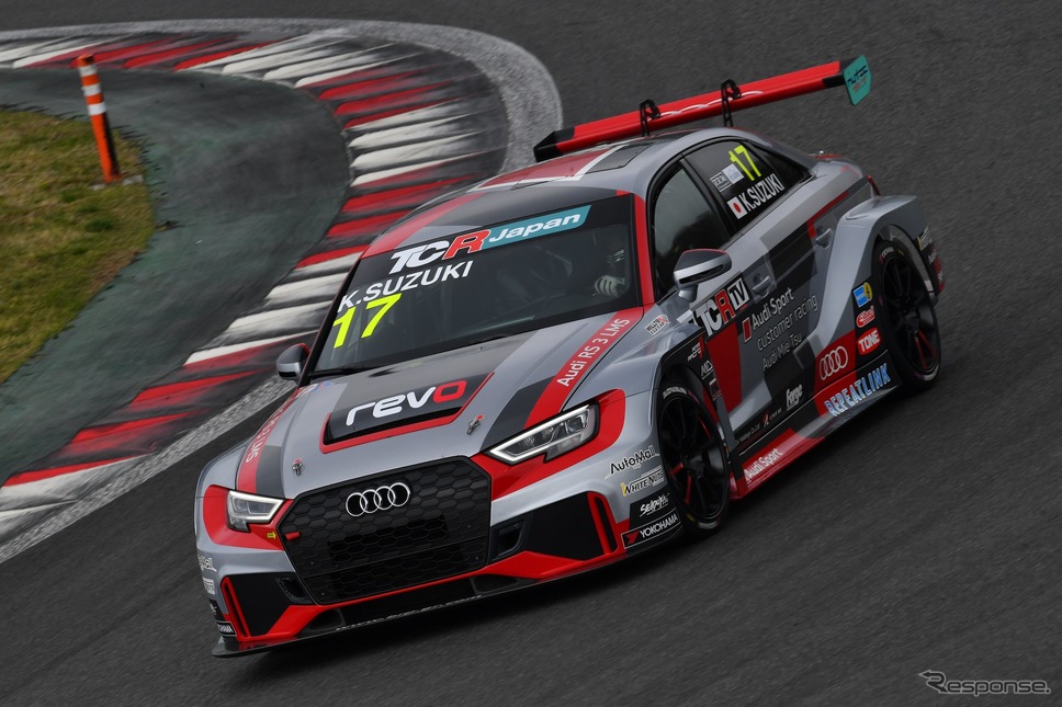 #17 鈴木建自選手（アウディ RS3 LMS）《写真提供 TCR Japan》