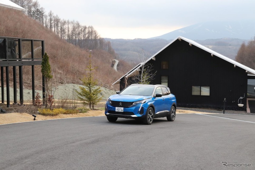 プジョー3008 GT HYBRID4のヒルディセントコントロールを試す≪撮影:中尾真二≫