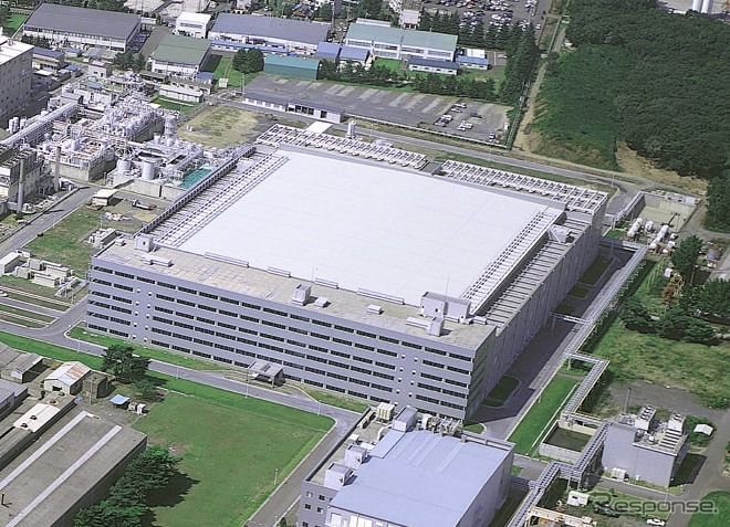 ルネサス那珂工場(300mm製造ライン、資料)《写真提供 ルネサス》