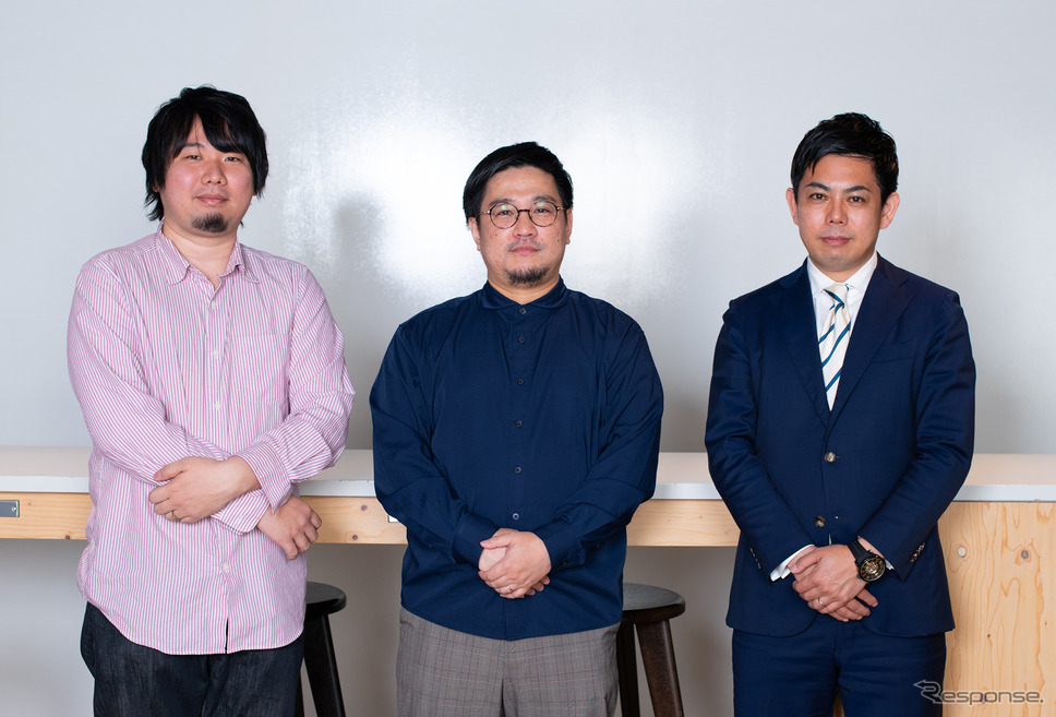 浜松市とのMaaSプロジェクトを主導する博報堂メンバーの3人、左から古矢真之介氏、堀内 悠氏、畠山洋平氏。《写真撮影 清水知恵子》