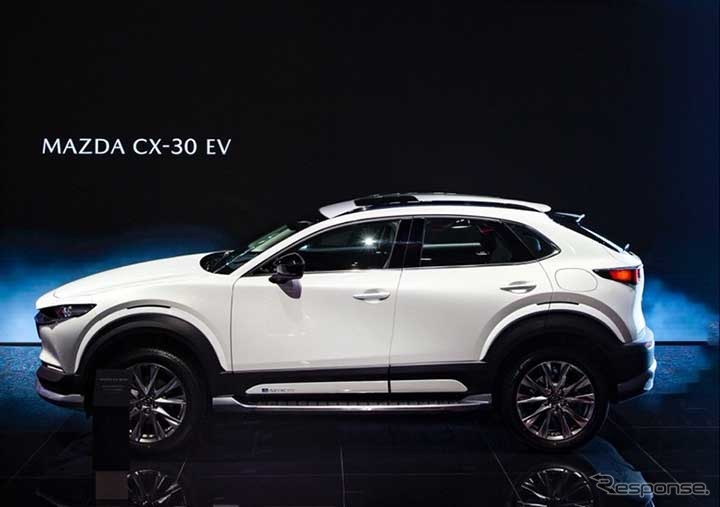 マツダ CX-30 EV(上海モーターショー2021)《photo by Mazda》
