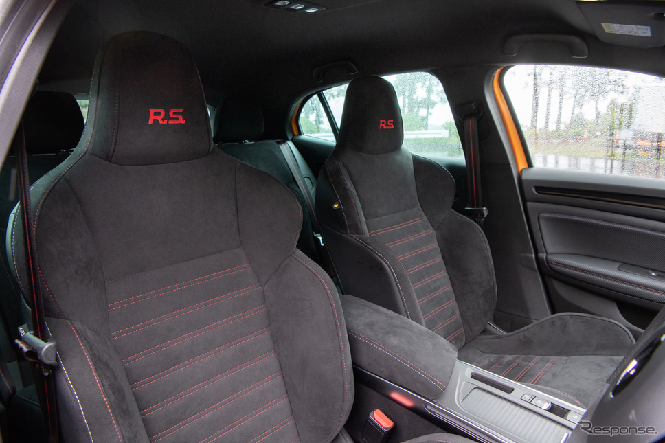 ルノー メガーヌR.S. 新型《写真撮影 土屋勇人》