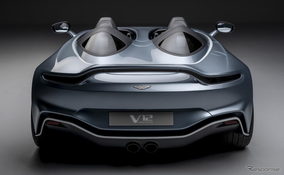 アストンマーティンV12スピードスター《photo by Aston Martin》