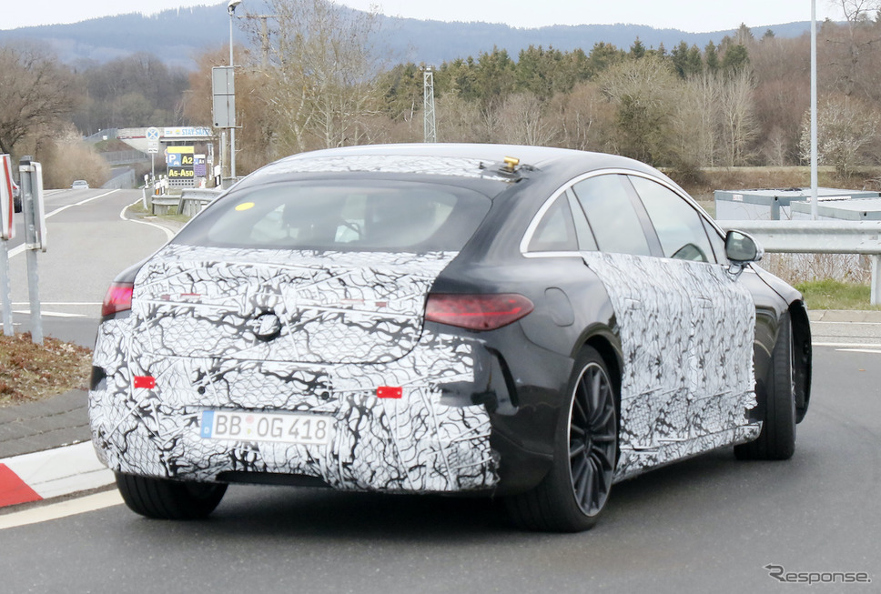 メルセデスAMG EQS プロトタイプ(スクープ写真)《APOLLO NEWS SERVICE》