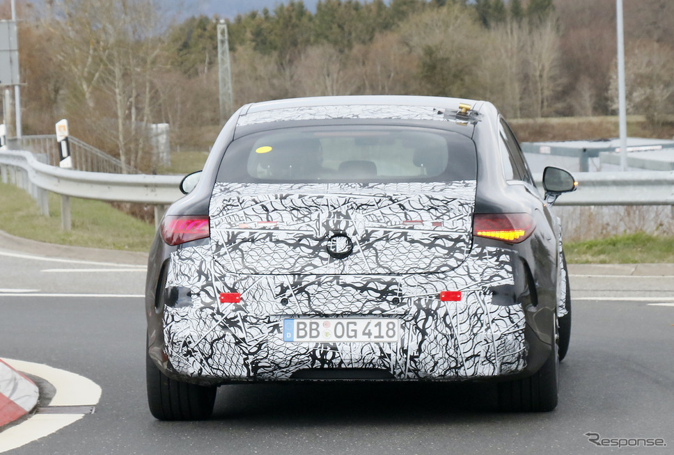 メルセデスAMG EQS プロトタイプ(スクープ写真)《APOLLO NEWS SERVICE》
