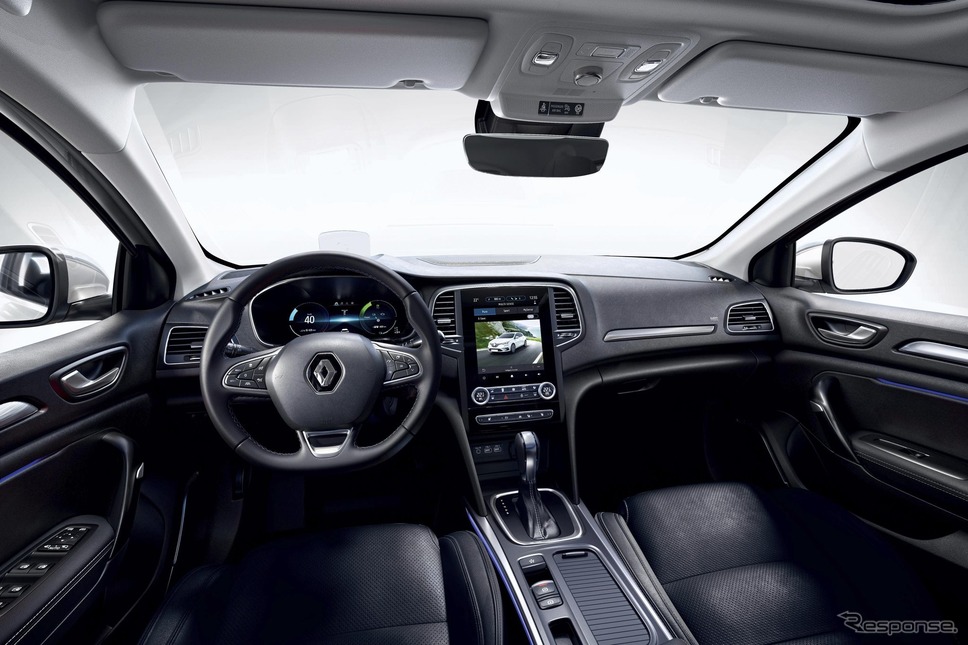 ルノー ・メガーヌ・ハッチバック 改良新型のPHV「E-TECH」《photo by Renault》