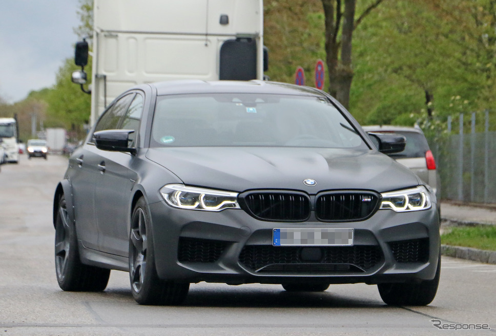 BMW M5 謎のプロトタイプ車両（スクープ写真）《APOLLO NEWS SERVICE》