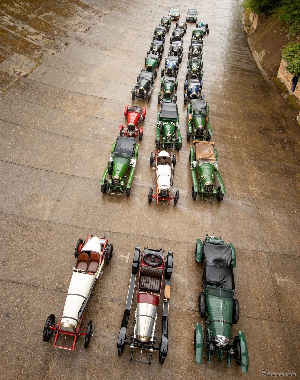 ベントレー EXP 2と同車のレース初勝利100周年を祝福するベントレー 3リッター《photo by Bentley》