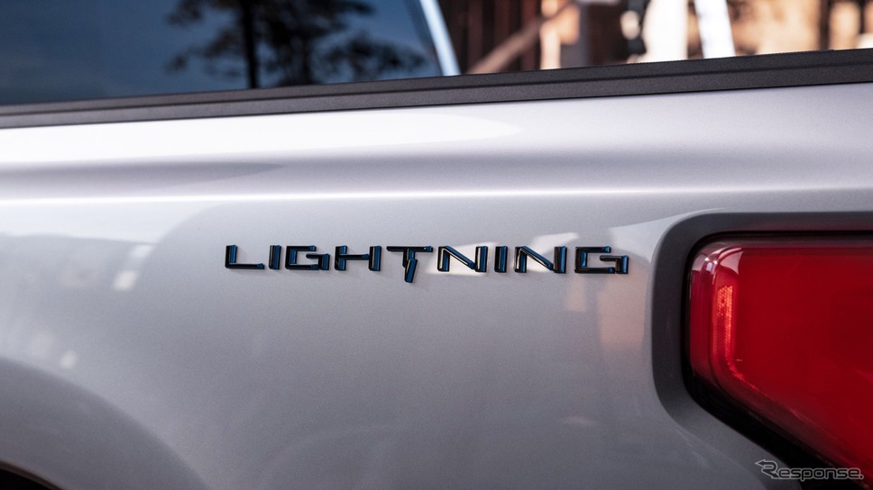 フォード F-150 ライトニング のティザーイメージ《photo by Ford Motor》