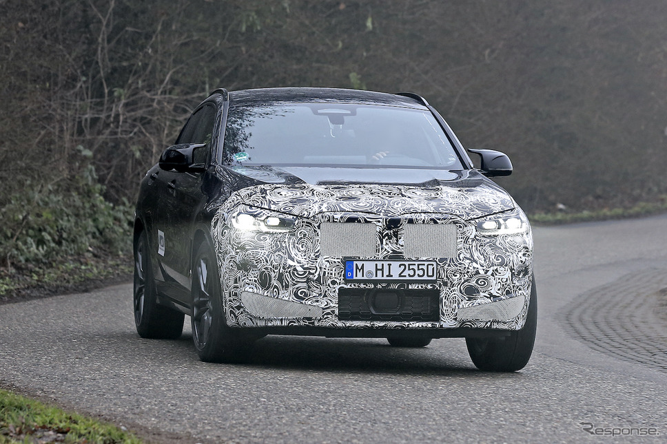 BMW X4 改良新型 プロトタイプ(スクープ写真)《APOLLO NEWS SERVICE》