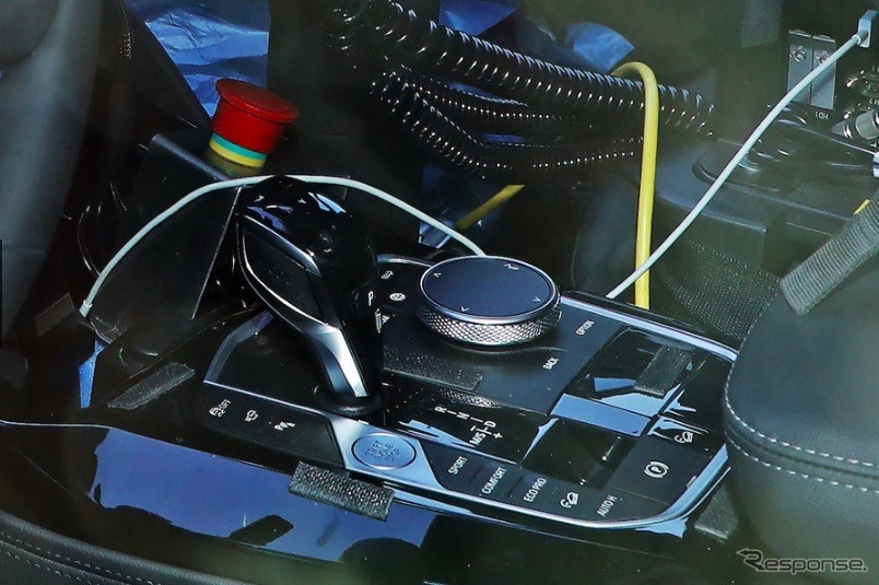 BMW X4 改良新型 プロトタイプ（スクープ写真）《APOLLO NEWS SERVICE》
