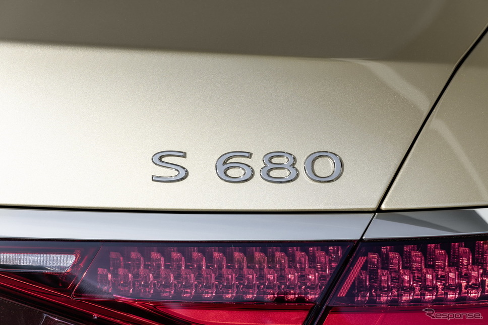 メルセデスマイバッハ Sクラス 新型の「S680 4MATIC」《photo by Mercedes-Benz》