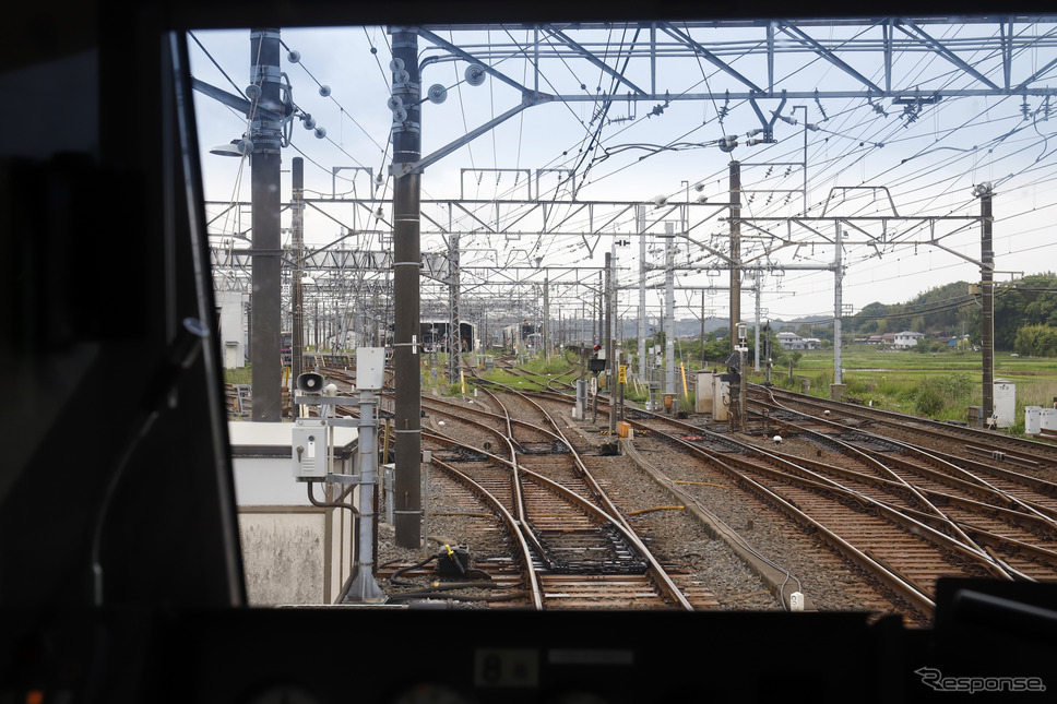 京成電鉄ミステリーツアー：宗吾参道車両基地を出発。《写真撮影 小林岳夫》