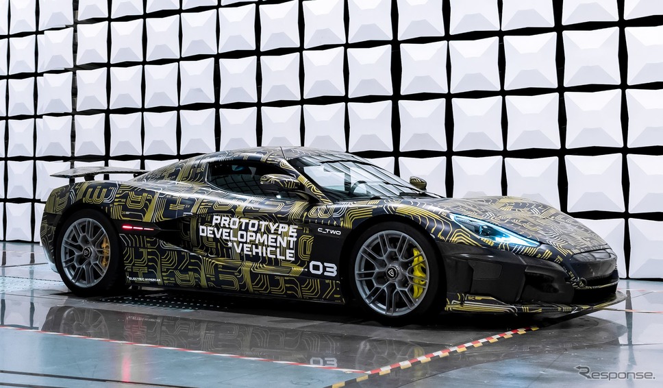リマック C_Two のプロトタイプ《photo by Rimac Automobili》