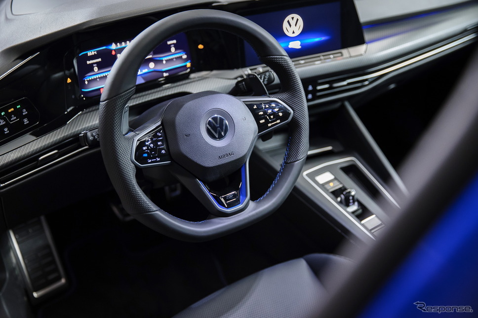 フォルクスワーゲン・ゴルフR新型《photo by VW》