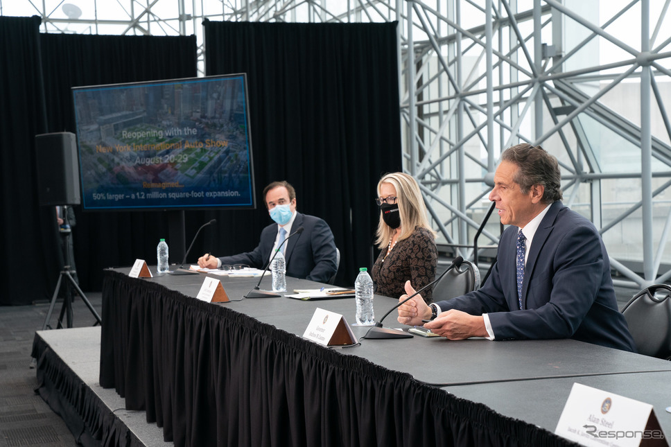 ニューヨークモーターショー2021に関する発表を行うアンドリュー・クオモ知事《photo by governor.ny》
