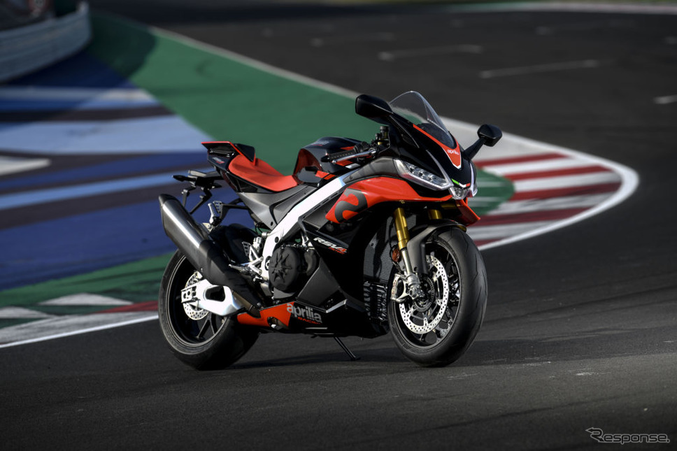 アプリリア RSV4ファクトリー《写真提供 ピアッジオグループジャパン》