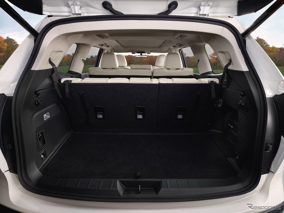 スバル・アセント 現行型(参考)《photo by SUBARU》