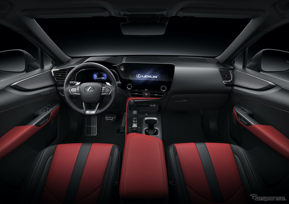 レクサスNX新型(プロトタイプ):F SPORT専用色、フレアレッド《写真提供 トヨタ自動車》