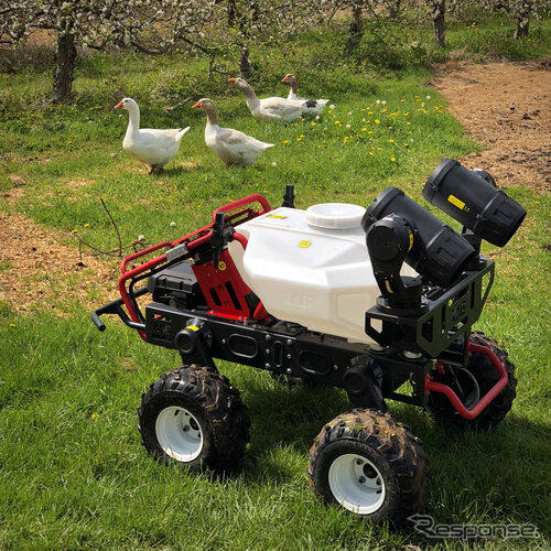 世界初の量産型農業用無人車『R150』《photo by XAG》