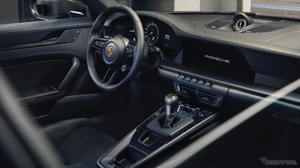 ポルシェ 911 GT3 新型の「ツーリングパッケージ」《photo by Porsche》