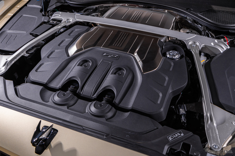 ベントレー フライングスパーV8 4Lツインターボ 最高出力550ps 最大トルク770Nm《写真撮影 土屋勇人》