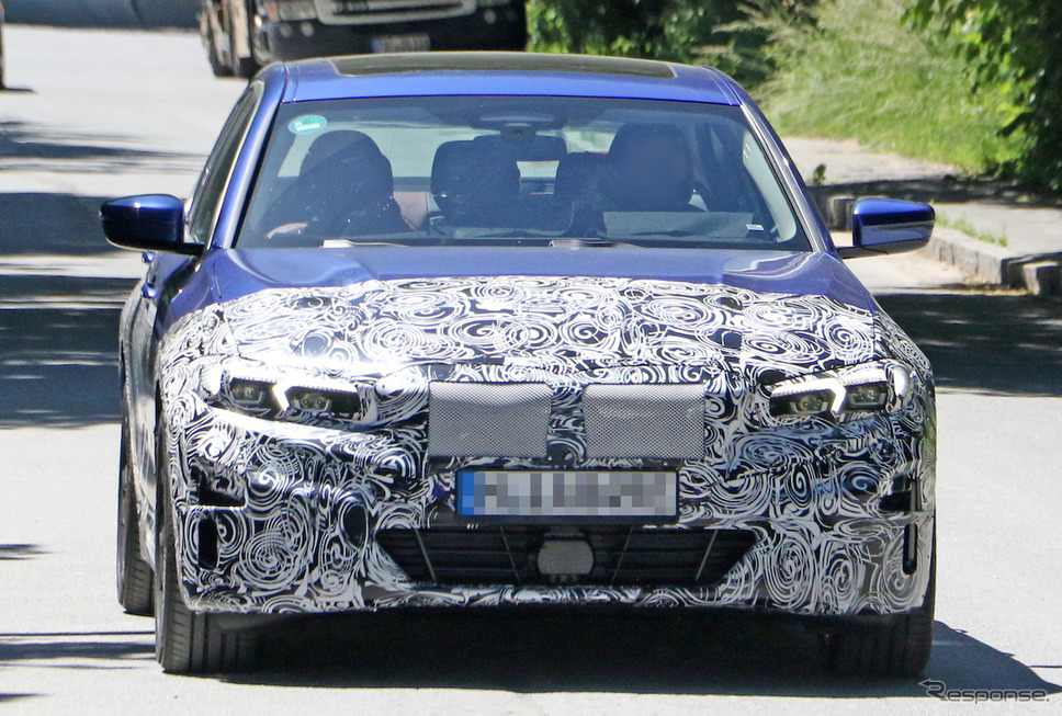 BMW 3シリーズ EV プロトタイプ(スクープ写真)《APOLLO NEWS SERVICE》