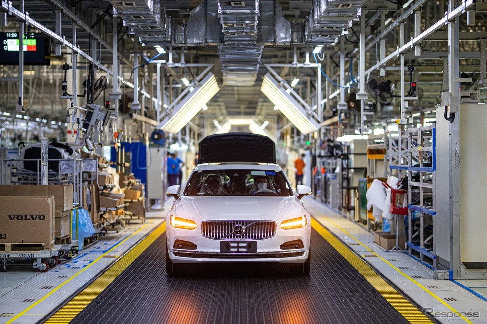 ボルボカーズの現在の工場の生産ライン《photo by Volvo Cars》