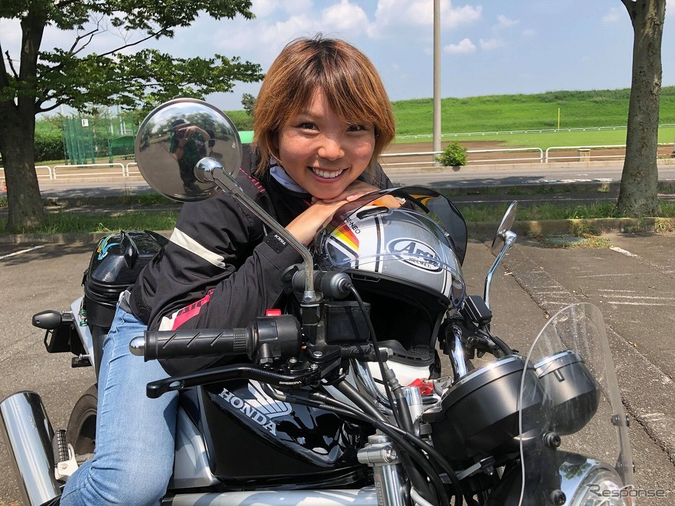岸田 彩美《写真提供 日本自動車工業会/日本二輪車普及安全協会》