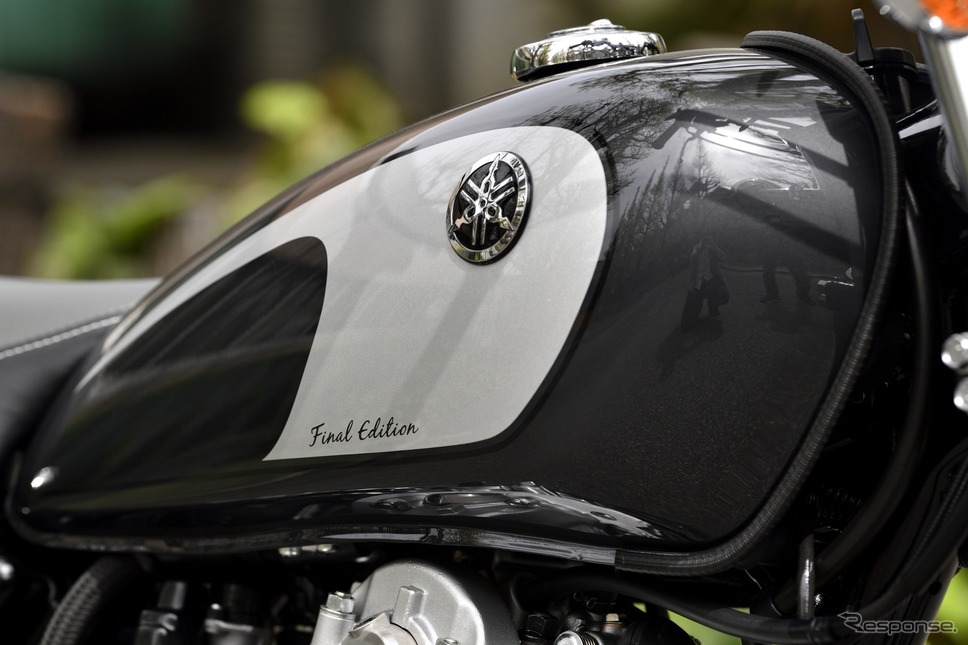 ヤマハ SR400 Final Edition(ダークグレーメタリックN)《写真撮影 雪岡直樹》