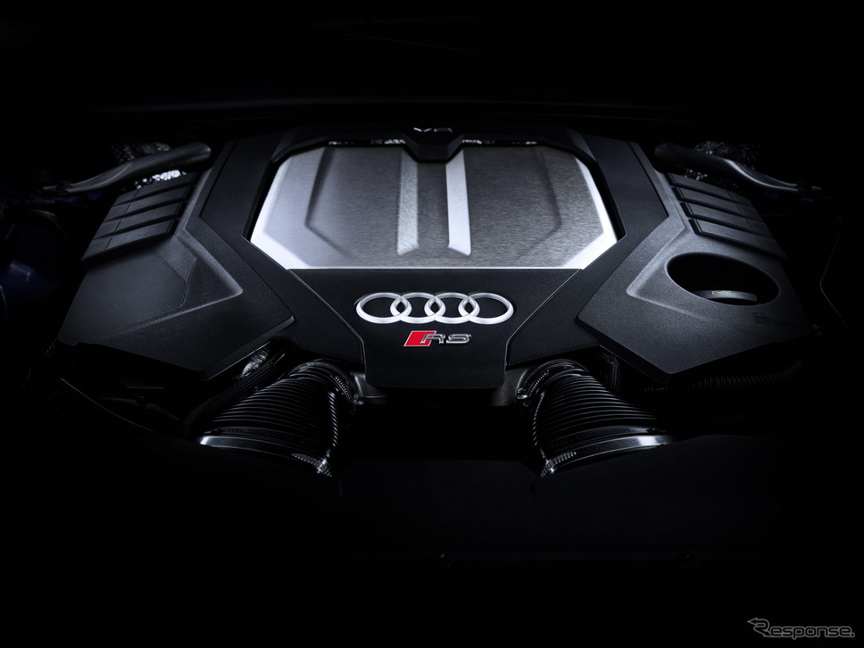 アウディ RS6 アバント の4.0リットルV型8気筒ガソリンツインターボエンジン《photo by Audi》