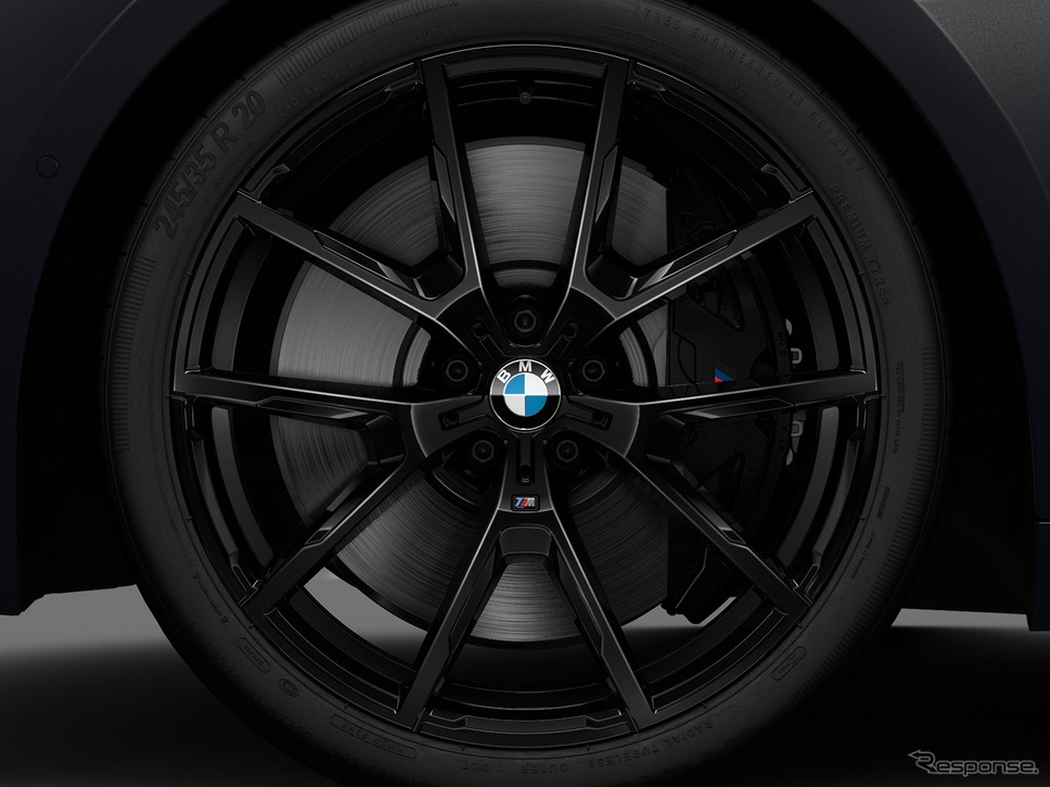 BMW 8シリーズ フローズンブラックエディション《写真提供 ビー・エム・ダブリュー》