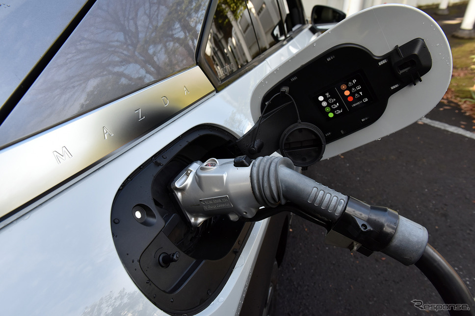 マツダ MX-30 EV(参考画像)《写真撮影 中野英幸》