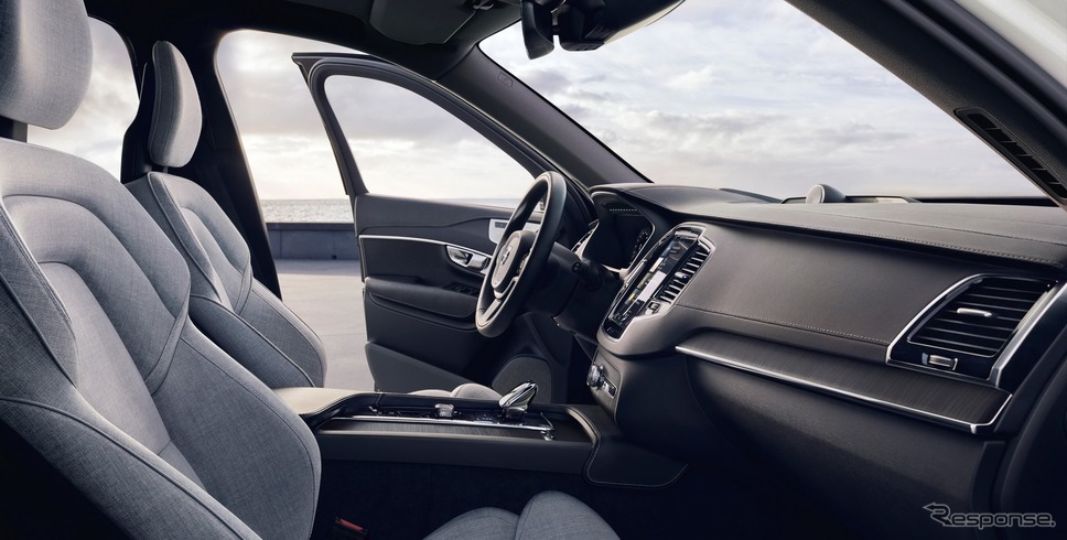 ボルボ XC90 現行型(参考)《photo by Volvo Cars》