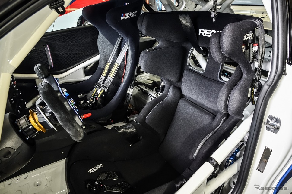 BMW M2 CSレーシング《写真提供 ビー・エム・ダブリュー》