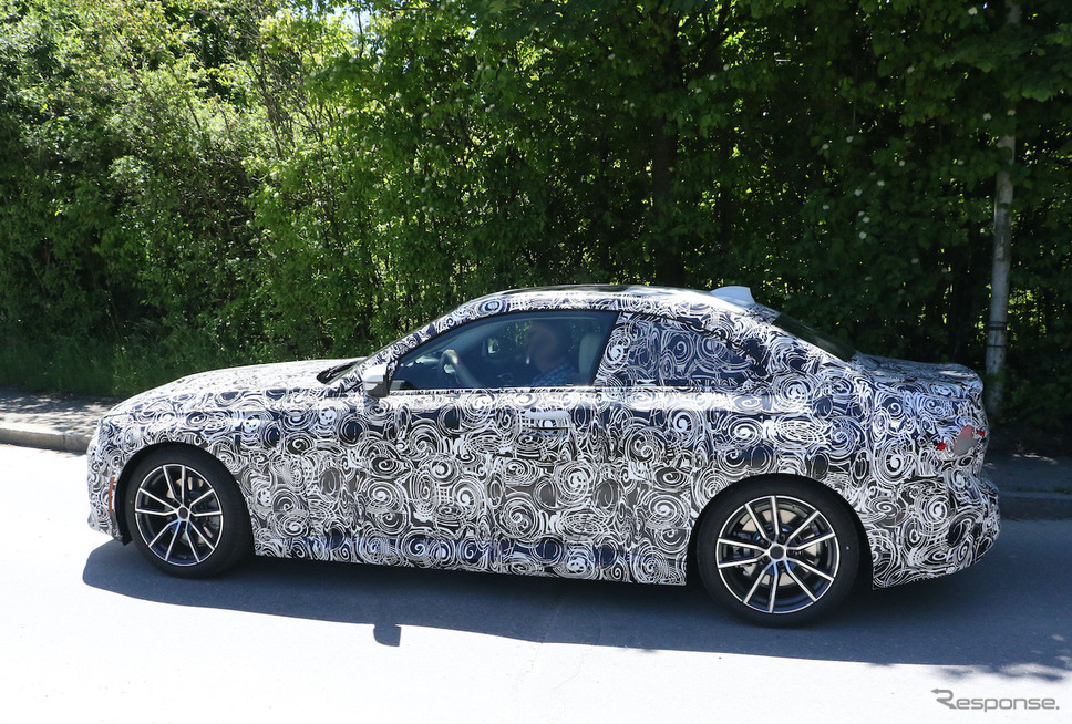 BMW 2シリーズ クーペ 市販型プロトタイプ(スクープ写真)《APOLLO NEWS SERVICE》
