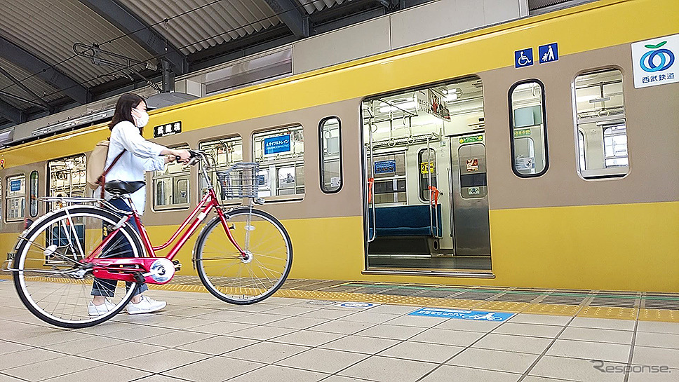 西武多摩川線サイクルトレイン(武蔵堺駅デモ)《写真撮影 大野雅人》