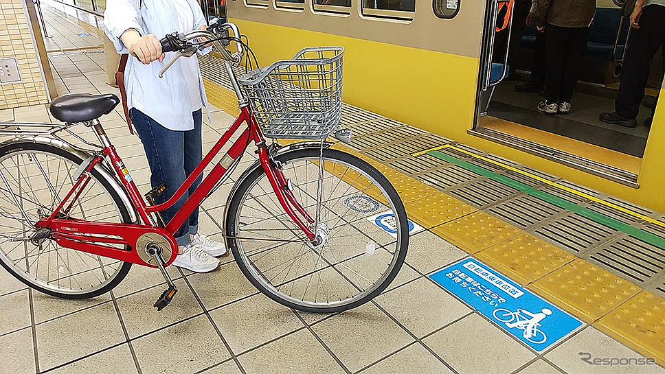 西武多摩川線サイクルトレイン(武蔵堺駅デモ)《写真撮影 大野雅人》