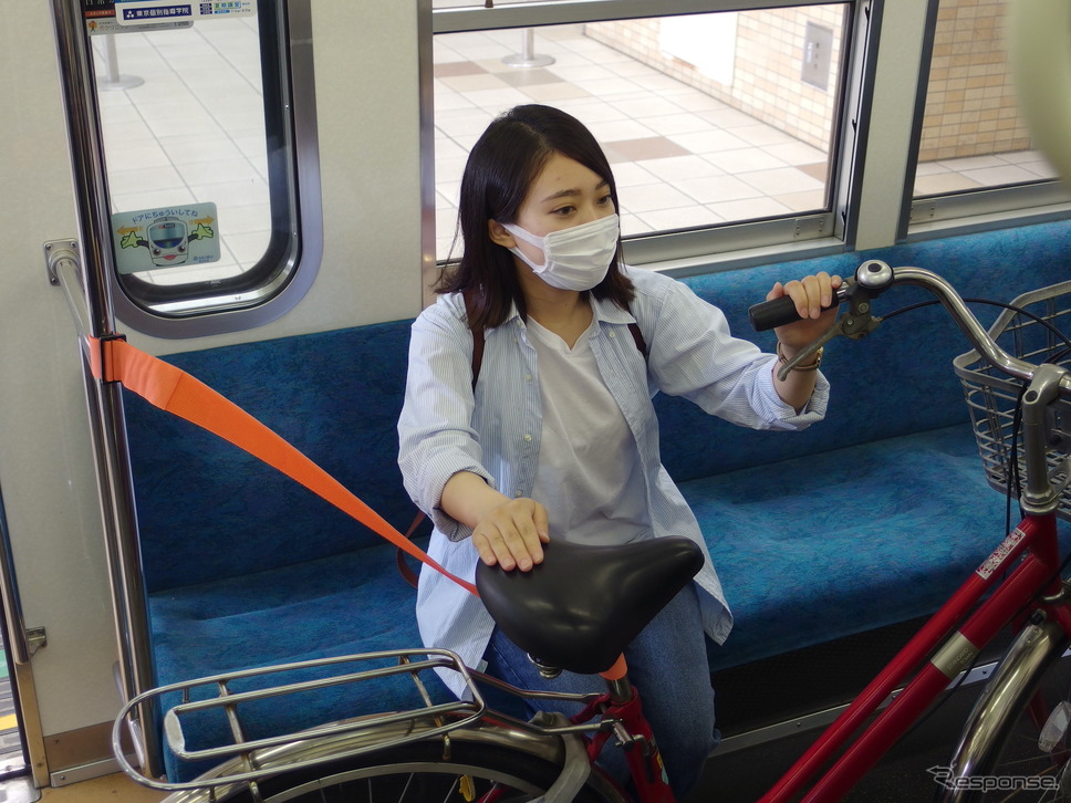 西武多摩川線サイクルトレイン(武蔵堺駅デモ)《写真撮影 高木啓》