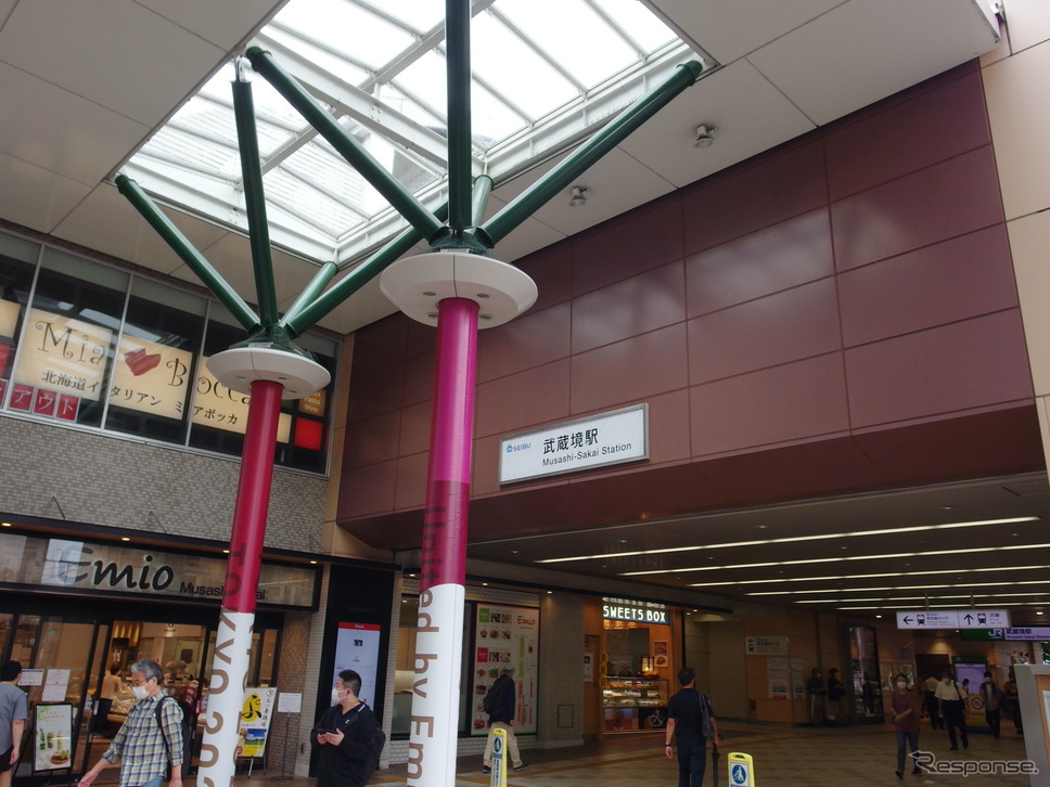 武蔵境駅《写真撮影 高木啓》
