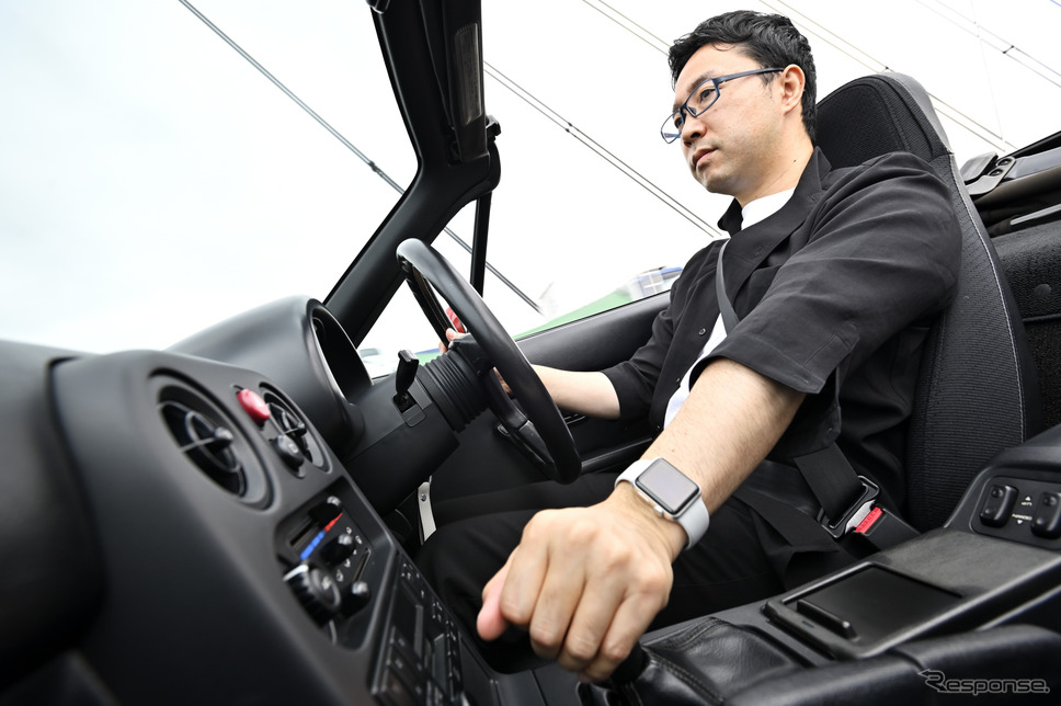ジャーナリスト吉川賢一氏《写真撮影 雪岡直樹》