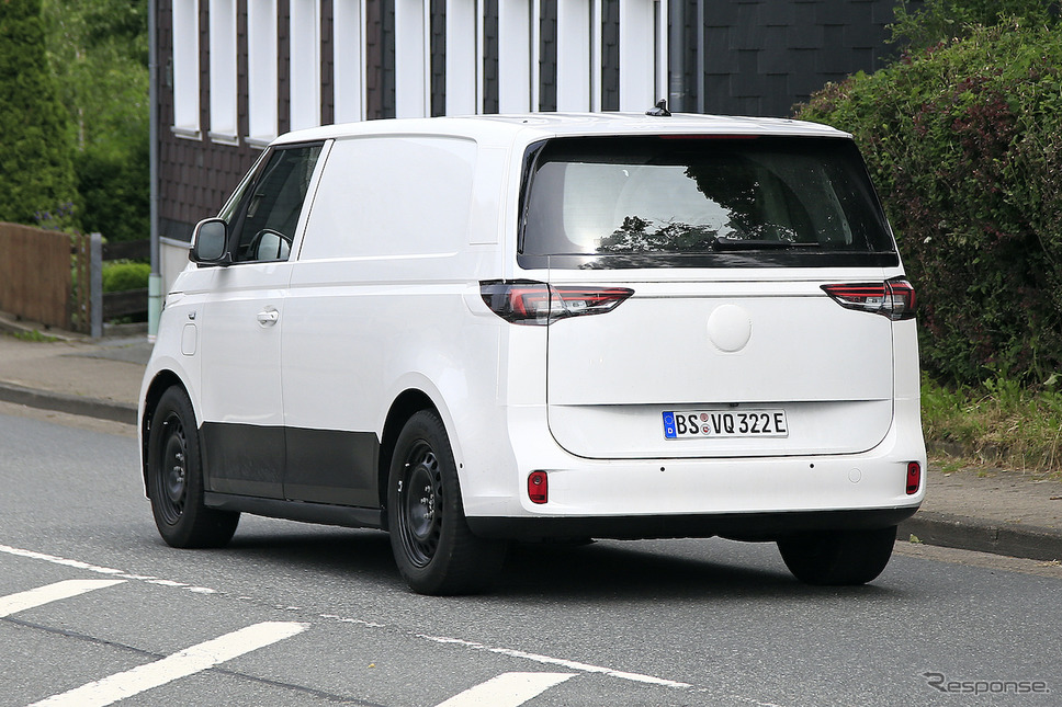 VW ID. BUZZ 市販型プロトタイプ(スクープ写真)《APOLLO NEWS SERVICE》