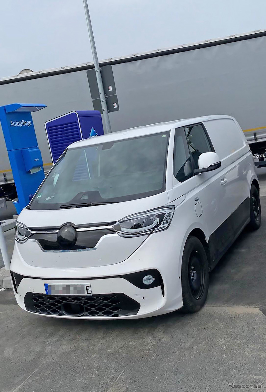 VW ID. BUZZ 市販型プロトタイプ(スクープ写真)《APOLLO NEWS SERVICE》