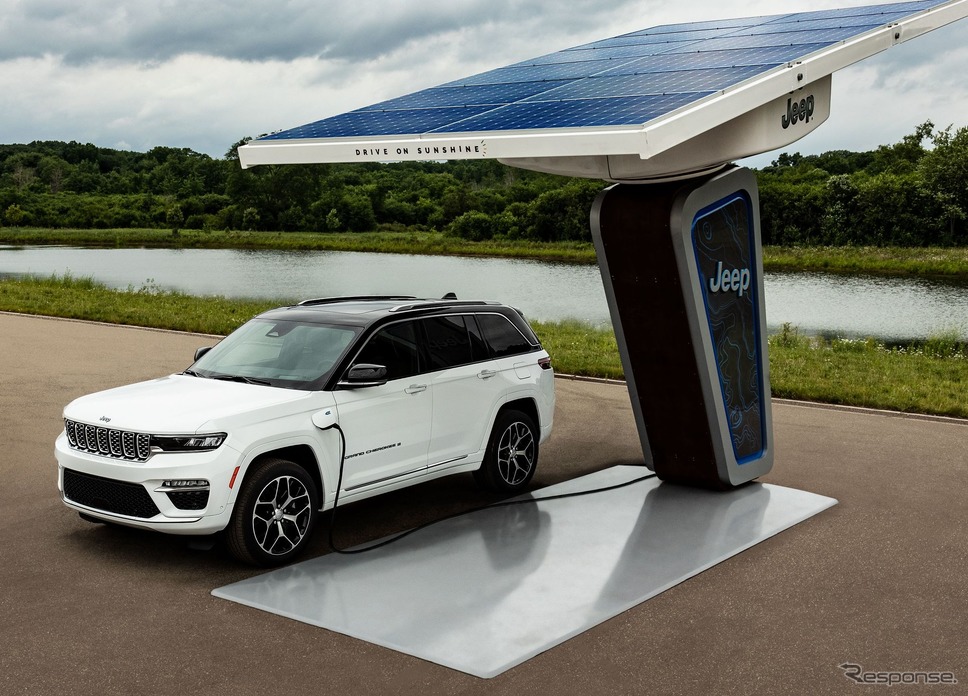 ジープ・グランドチェロキー 新型の「4xe」《photo by Jeep》