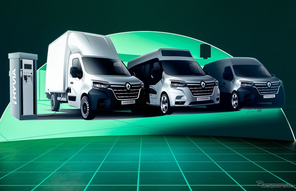 ルノーの新型燃料電池車。左から、マスター・シャシーキャブ H2-TECH、マスター・シティバスH2-TECH、マスター・バン H2-TECH《photo by Renault》