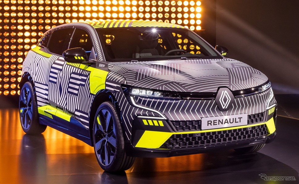 ルノー・メガーヌ E-TECH エレクトリック のプロトタイプ《photo by Renault》