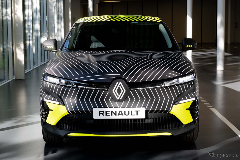 ルノー・メガーヌ E-TECH エレクトリック のプロトタイプ《photo by Renault》