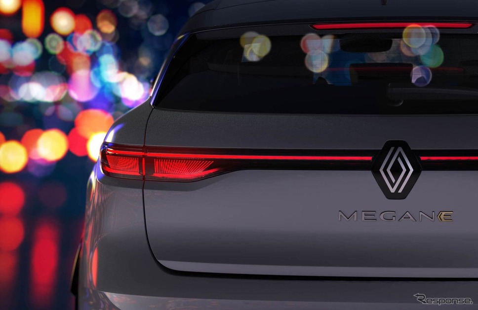 ルノー・メガーヌ E-TECH エレクトリック のプロトタイプ《photo by Renault》