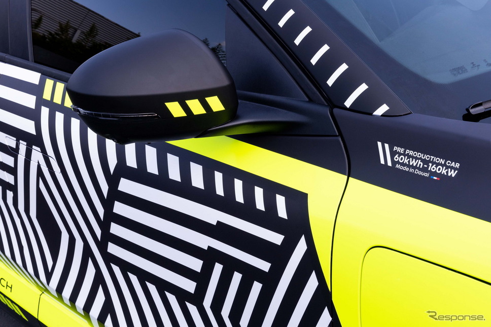 ルノー・メガーヌ E-TECH エレクトリック のプロトタイプ《photo by Renault》