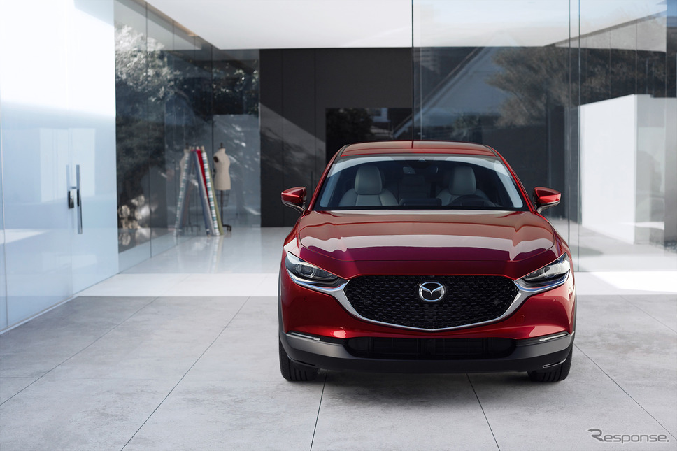 マツダ CX-30《写真提供 マツダ》